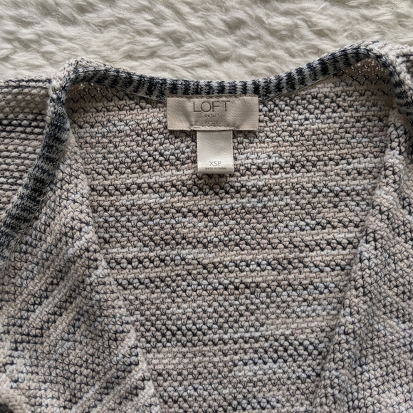 LOFT Jacket - Picture 3 of 5